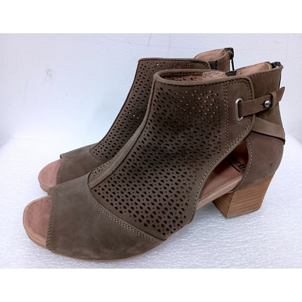 Earth Origins Peep Toe Booties Womens 11 Brown Perforated Suede Block Heel BOHO